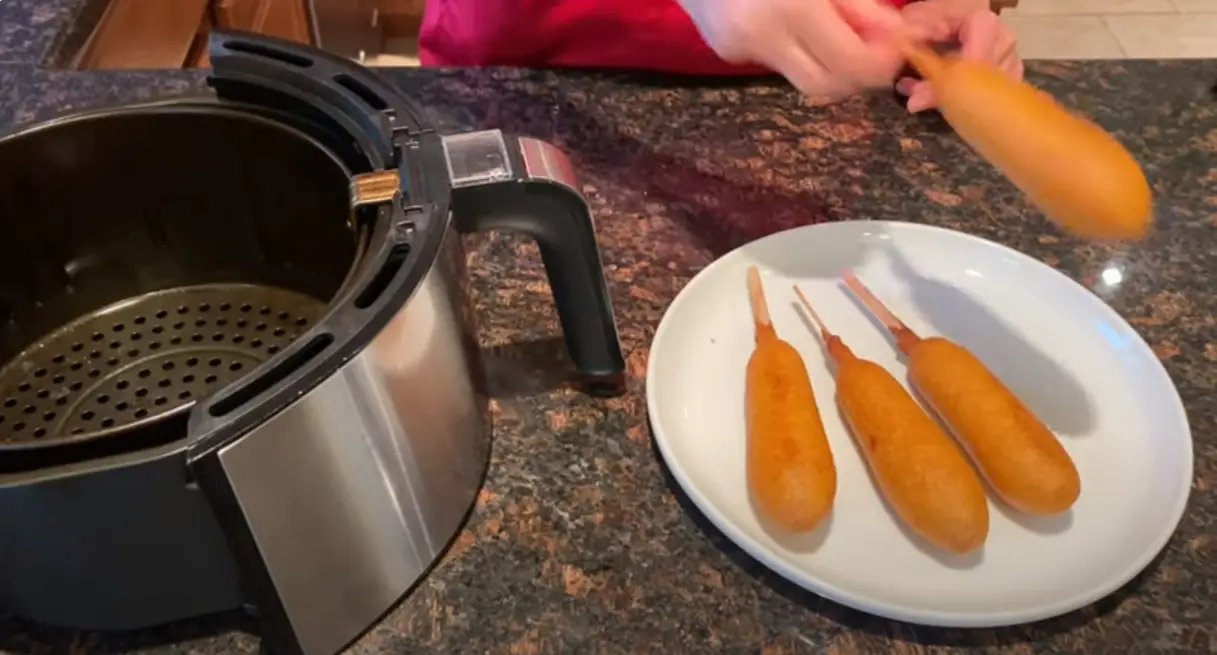 State Fair Corn Dogs Air Fryer: Crispy Delights in Minutes!